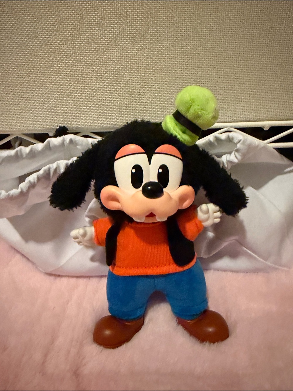 Plush Character Key & Card Holder - Black/Orange/Blue